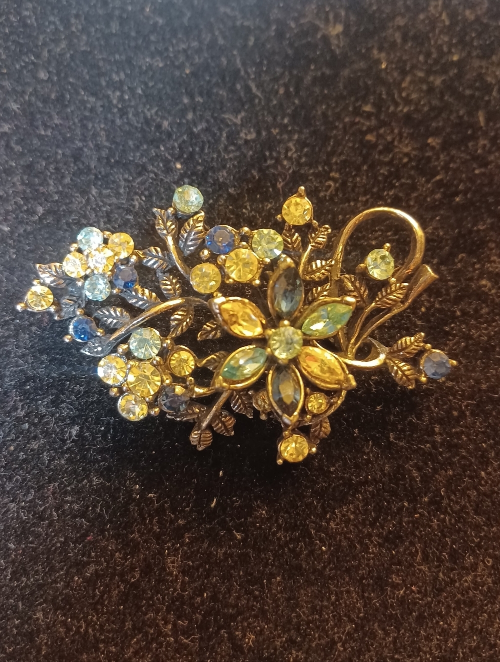 Vintage Coro Navarre Brooch